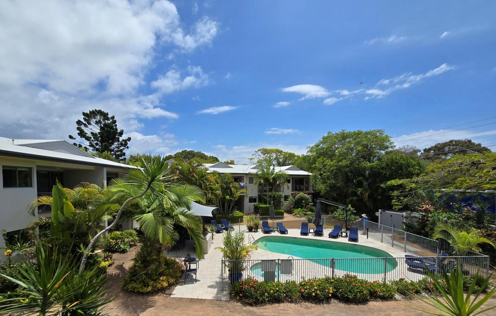 Noosa River Retreat Holiday Apartments Нусавил Екстериор снимка